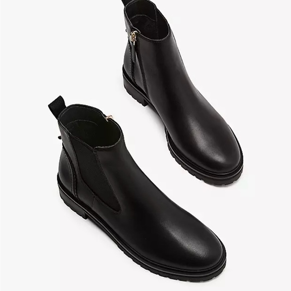 Kate spade Chelsea boots. Brand new never been worn, still in the box. - Picture 1 of 4